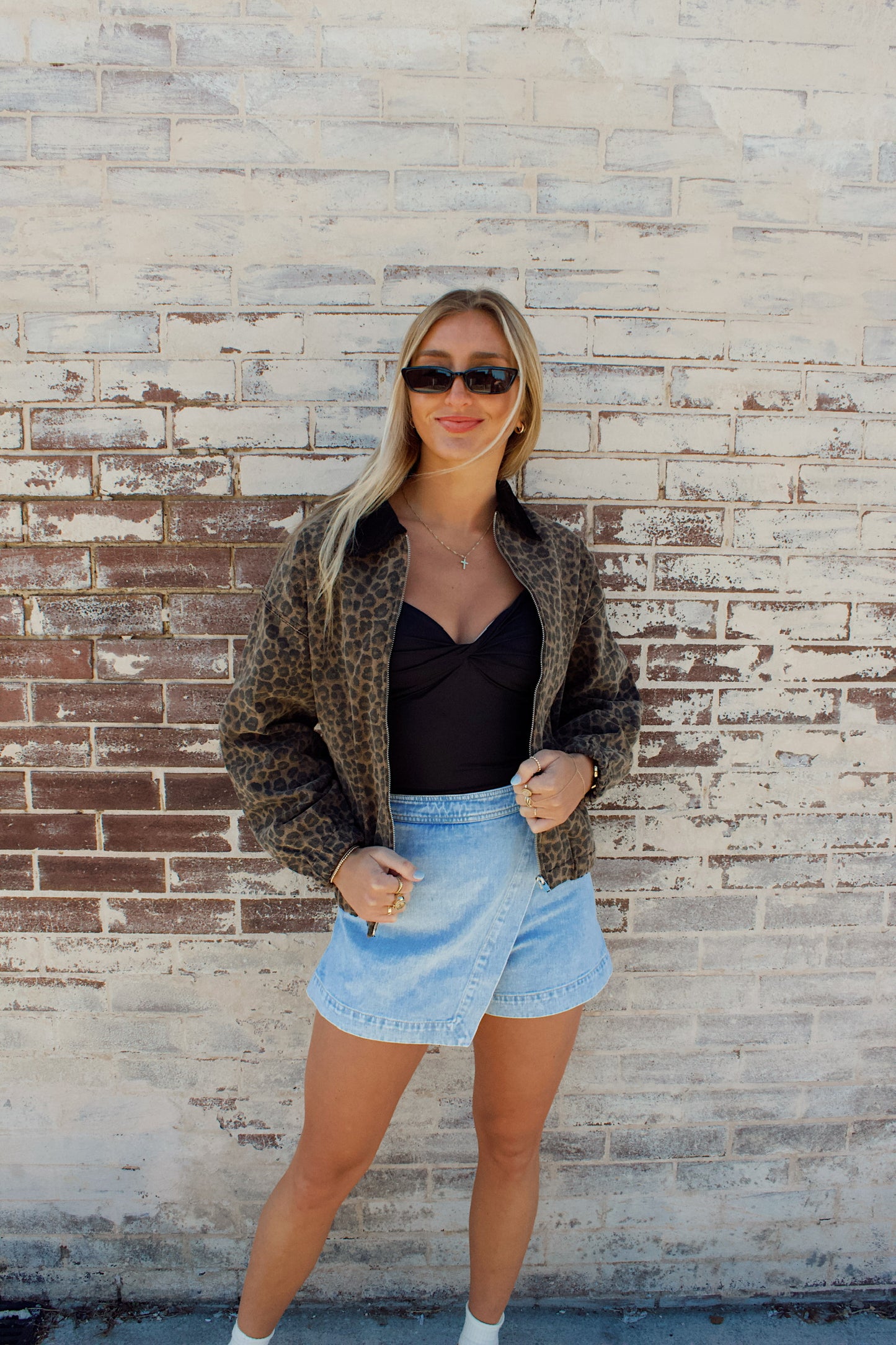 LIGHT DENIM WRAP SKORT