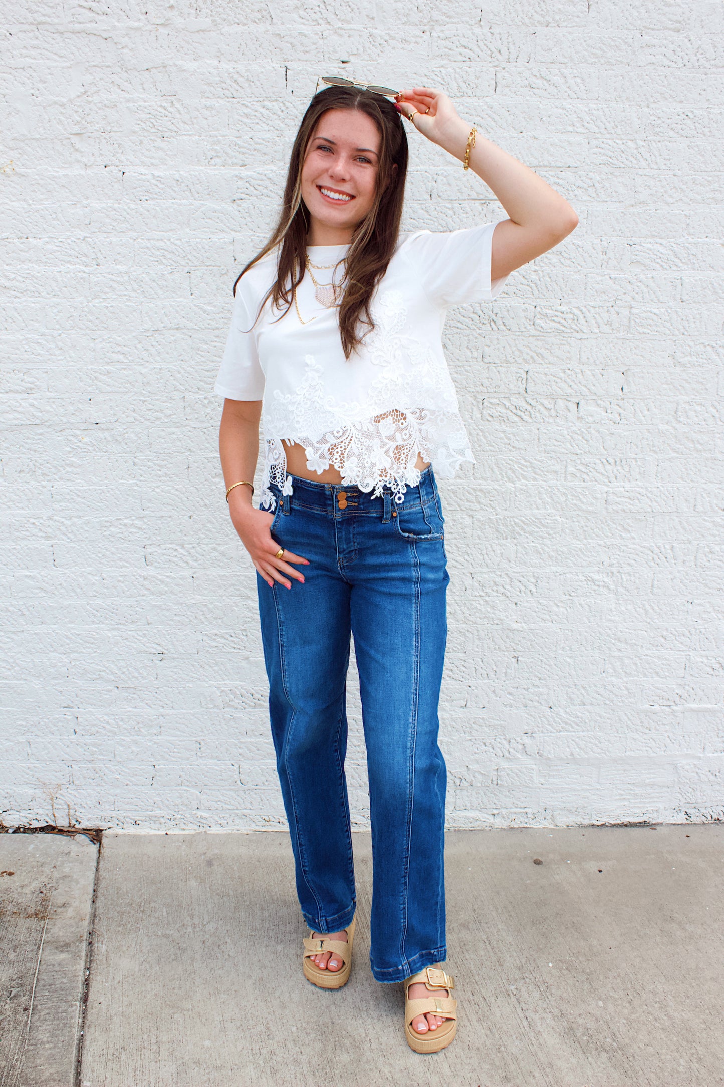 LACE HEM TOP
