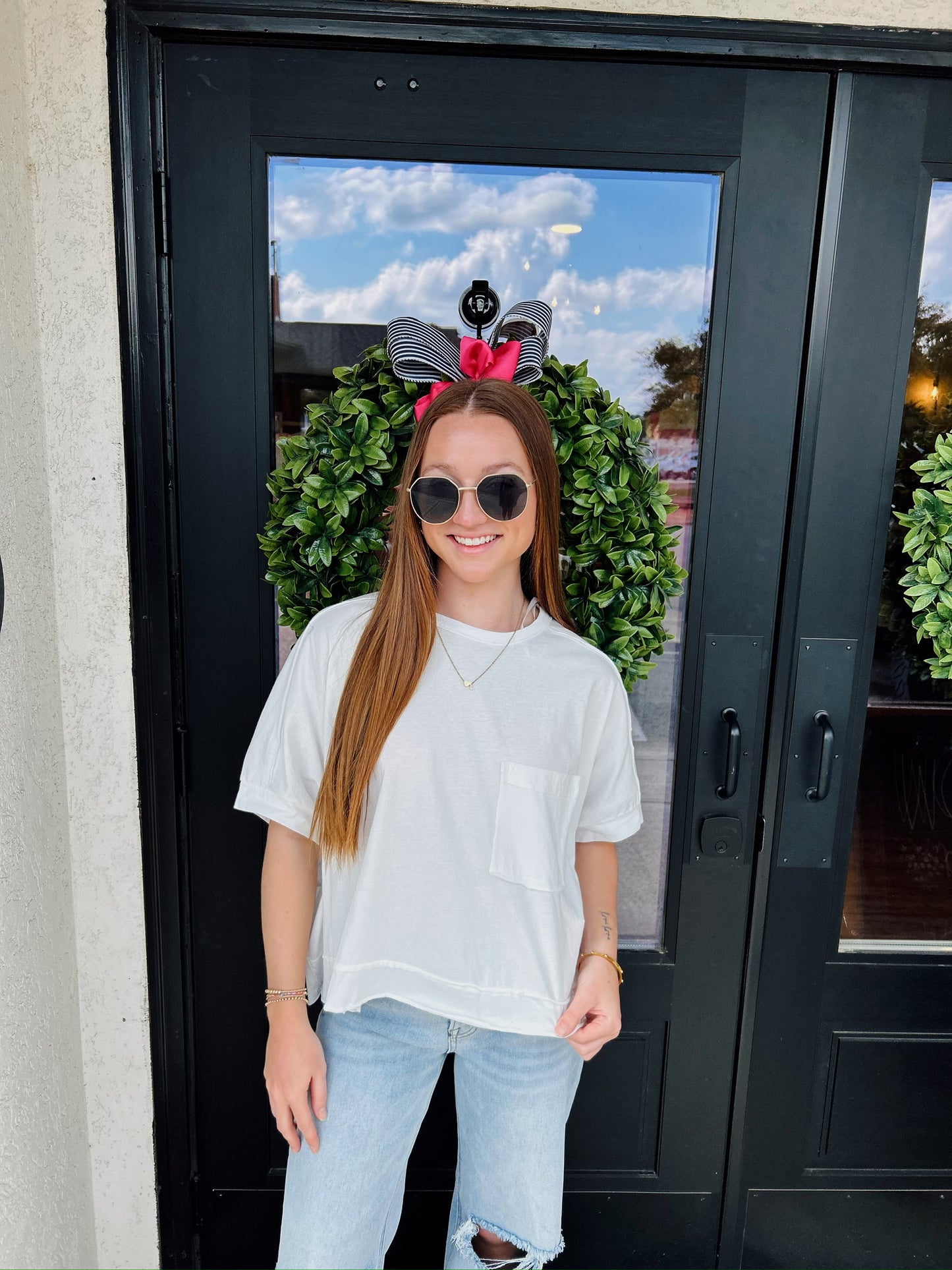 BAILEY TEE