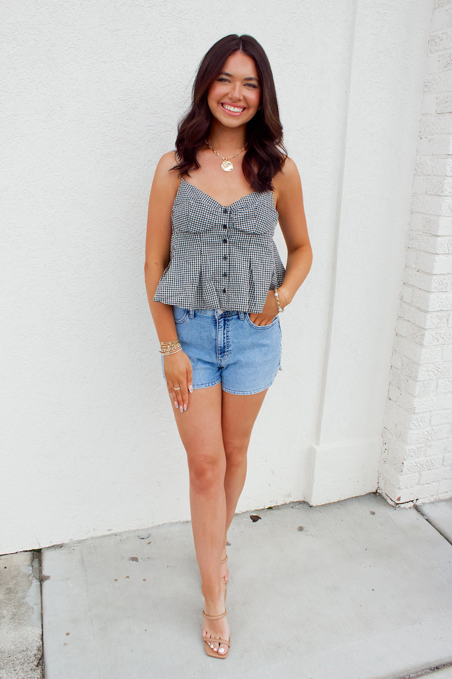 GINGHAM GIRL