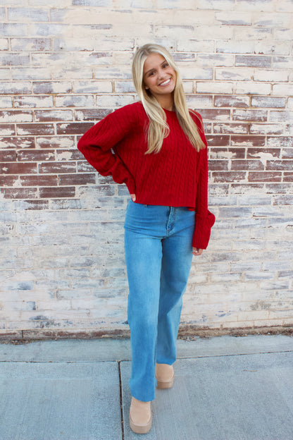 DANCING IN MEADOWS SWEATER