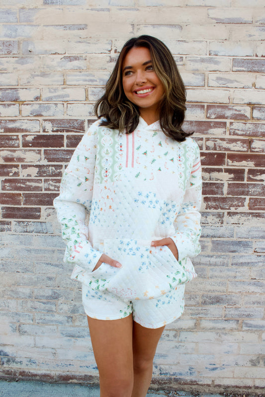 **CHRISTMAS HOLIDAY QUILTED HOODIE**