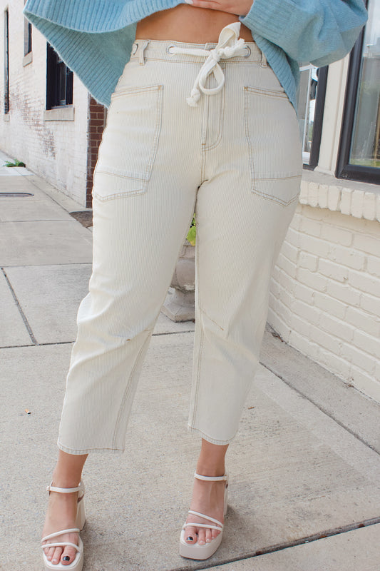 HALLIE BARREL JEANS**