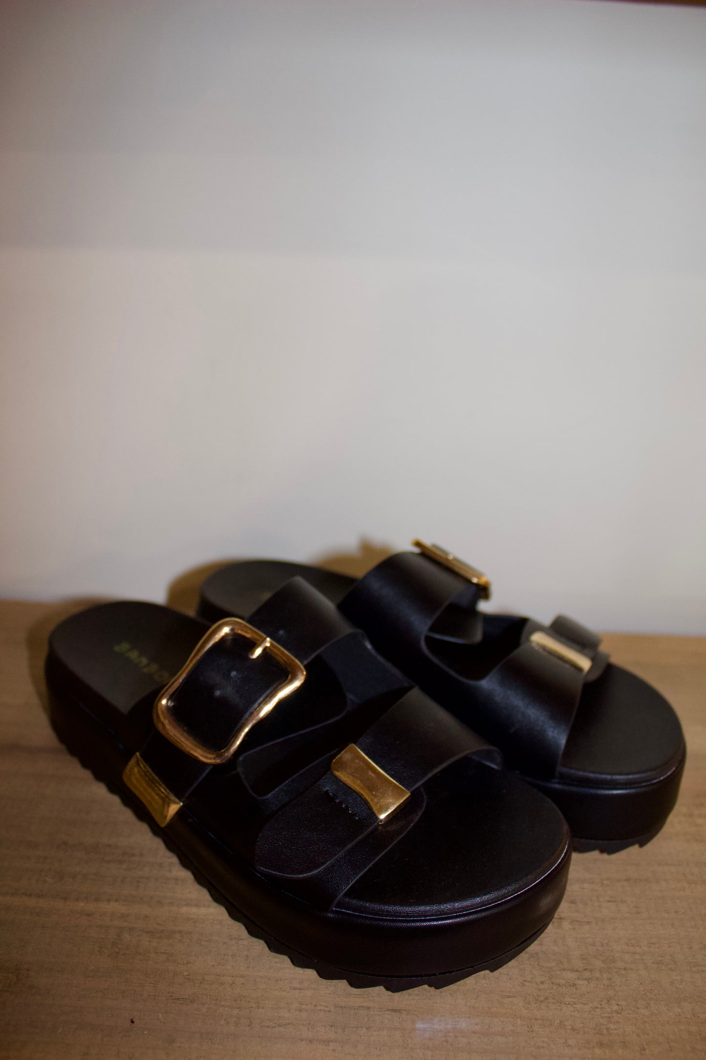 LAYKEN SANDAL