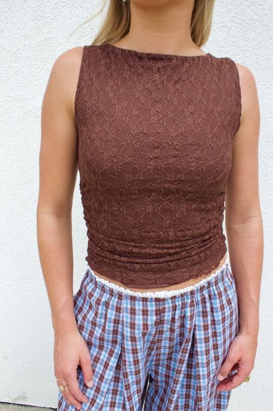 BOAT NECK LACE TANK