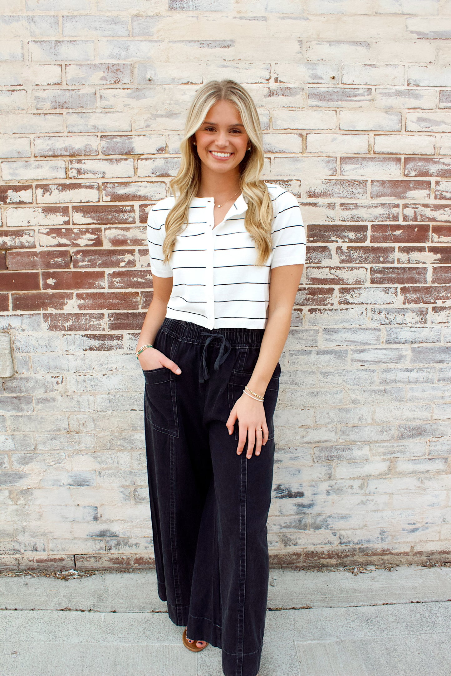EVERYDAY DARLING TOP