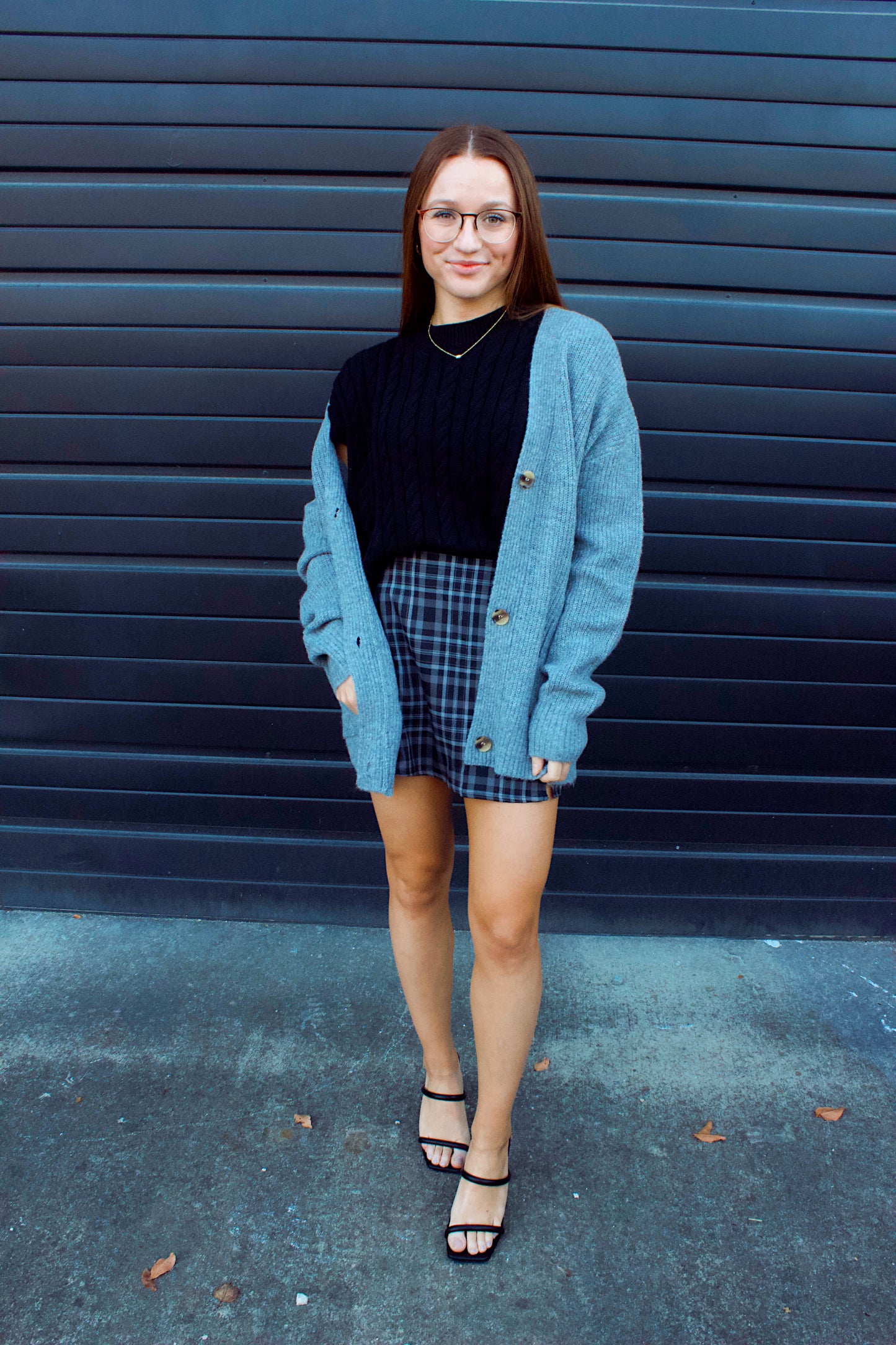 GREY BUTTON UP CARDIGAN