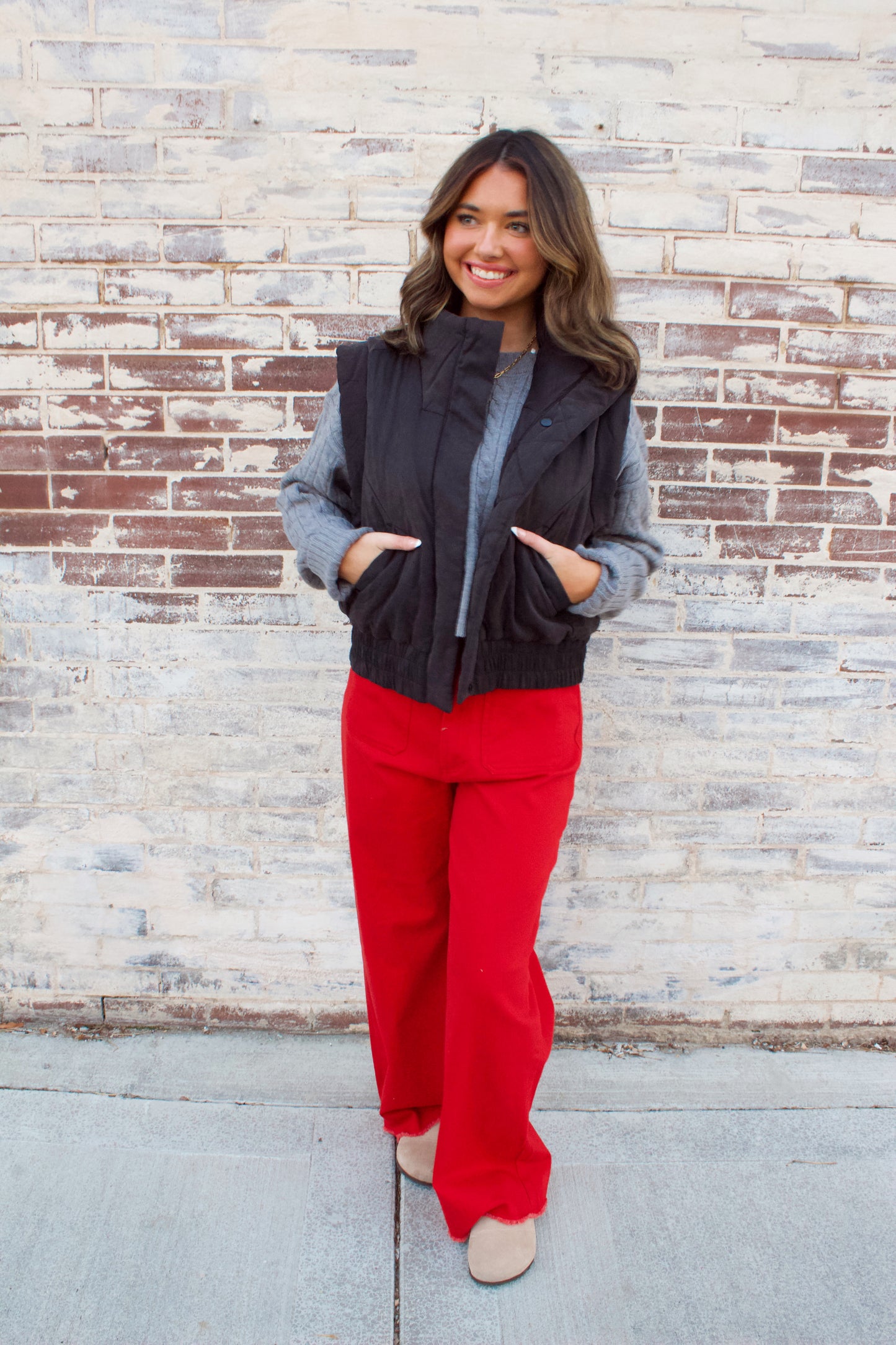 DANCING IN MEADOWS SWEATER