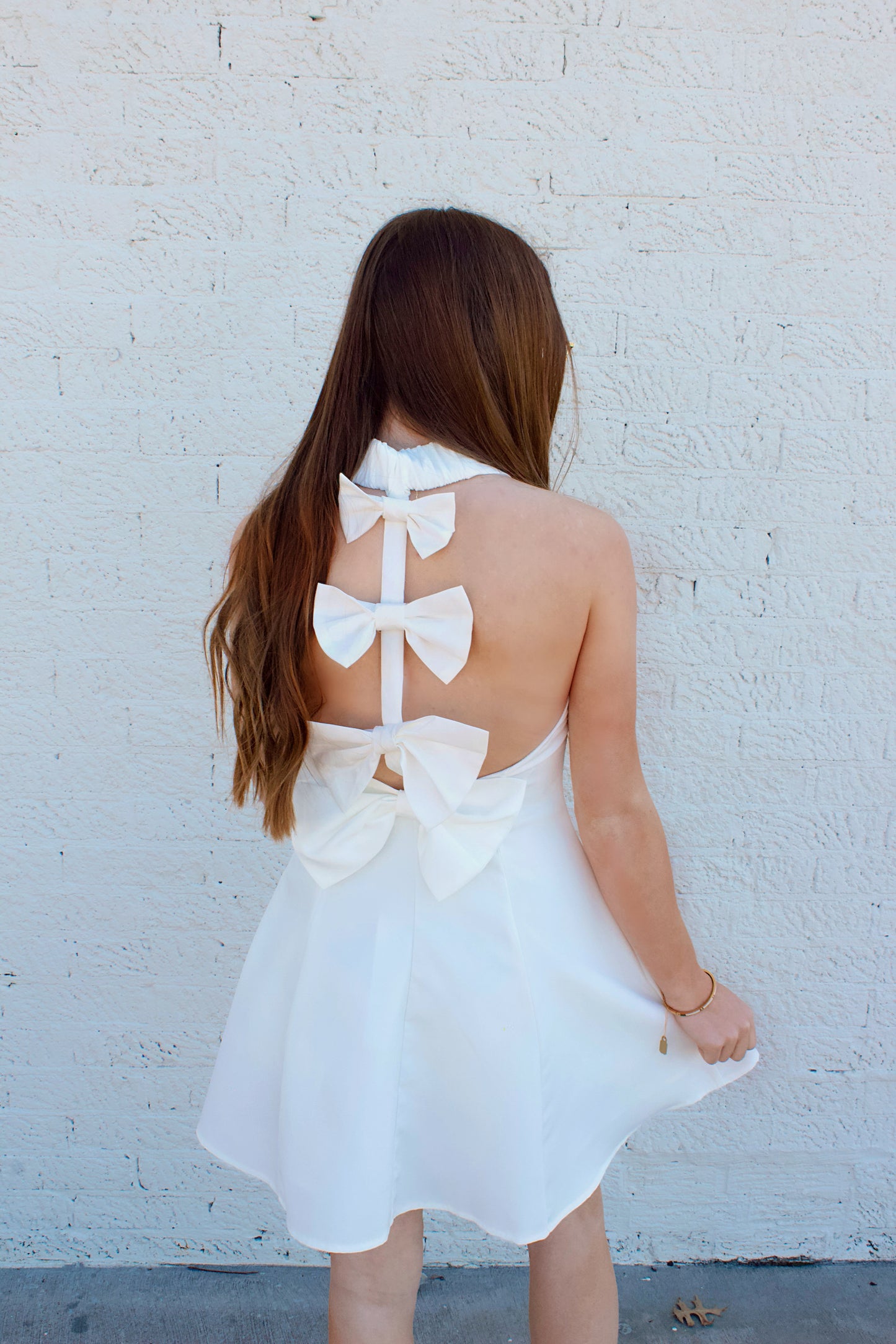 BACK BOW DETAIL DRESS