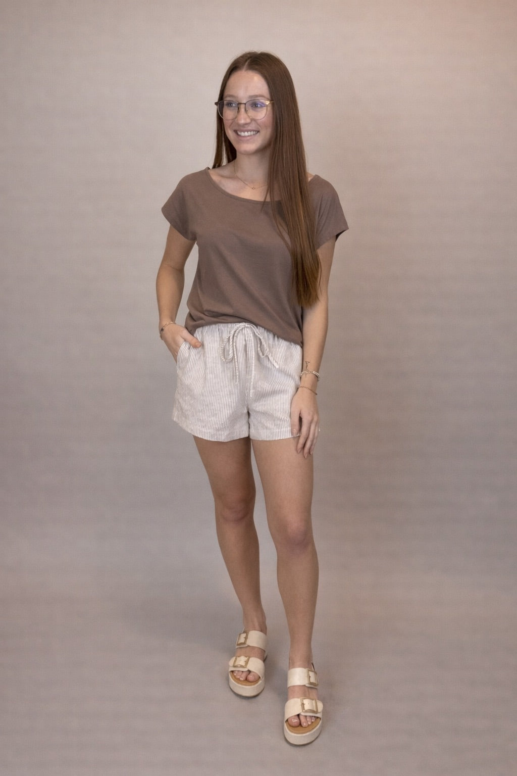 MOCHA TEE