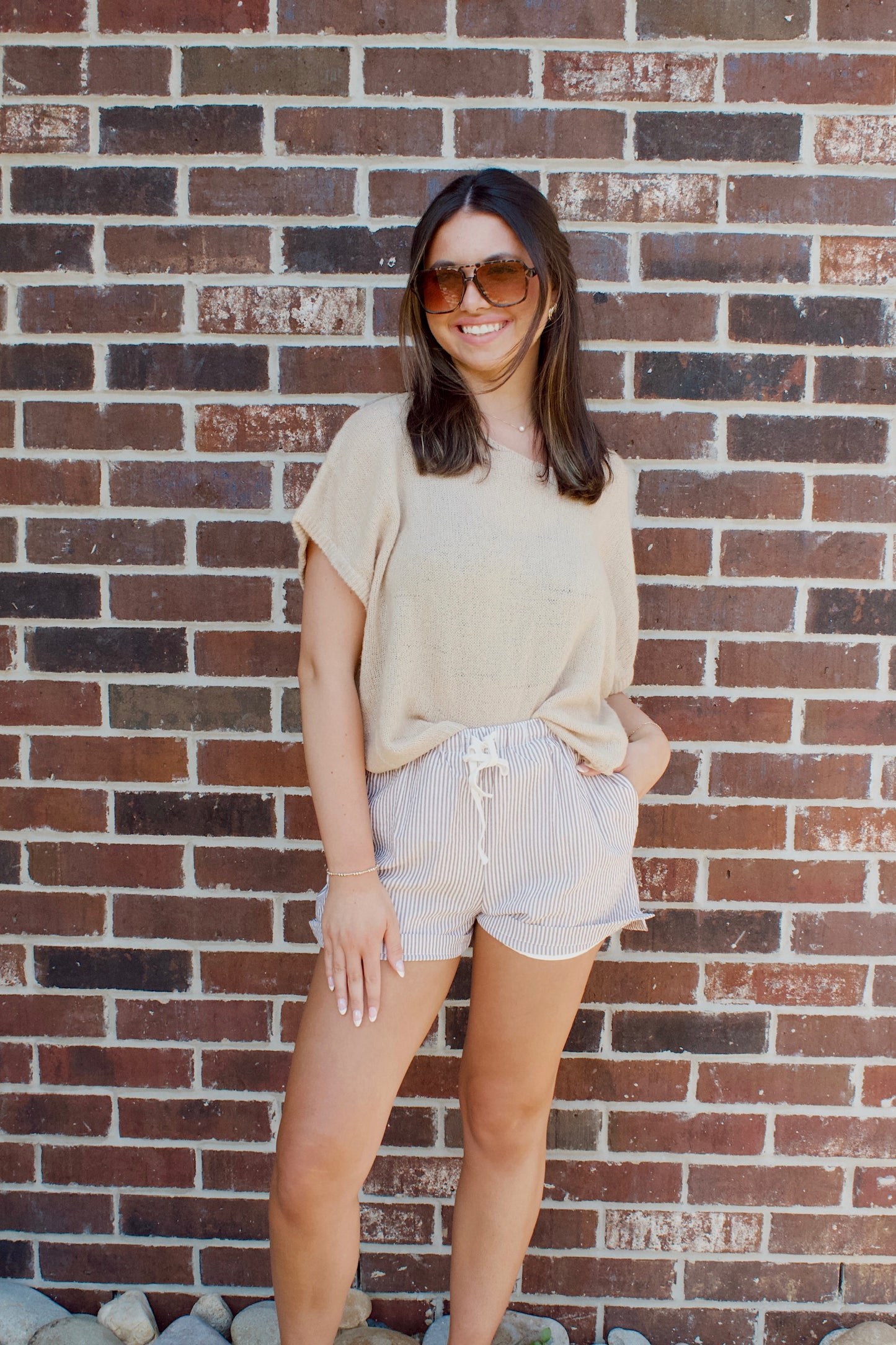 THIN AND SIMPLE SWEATER