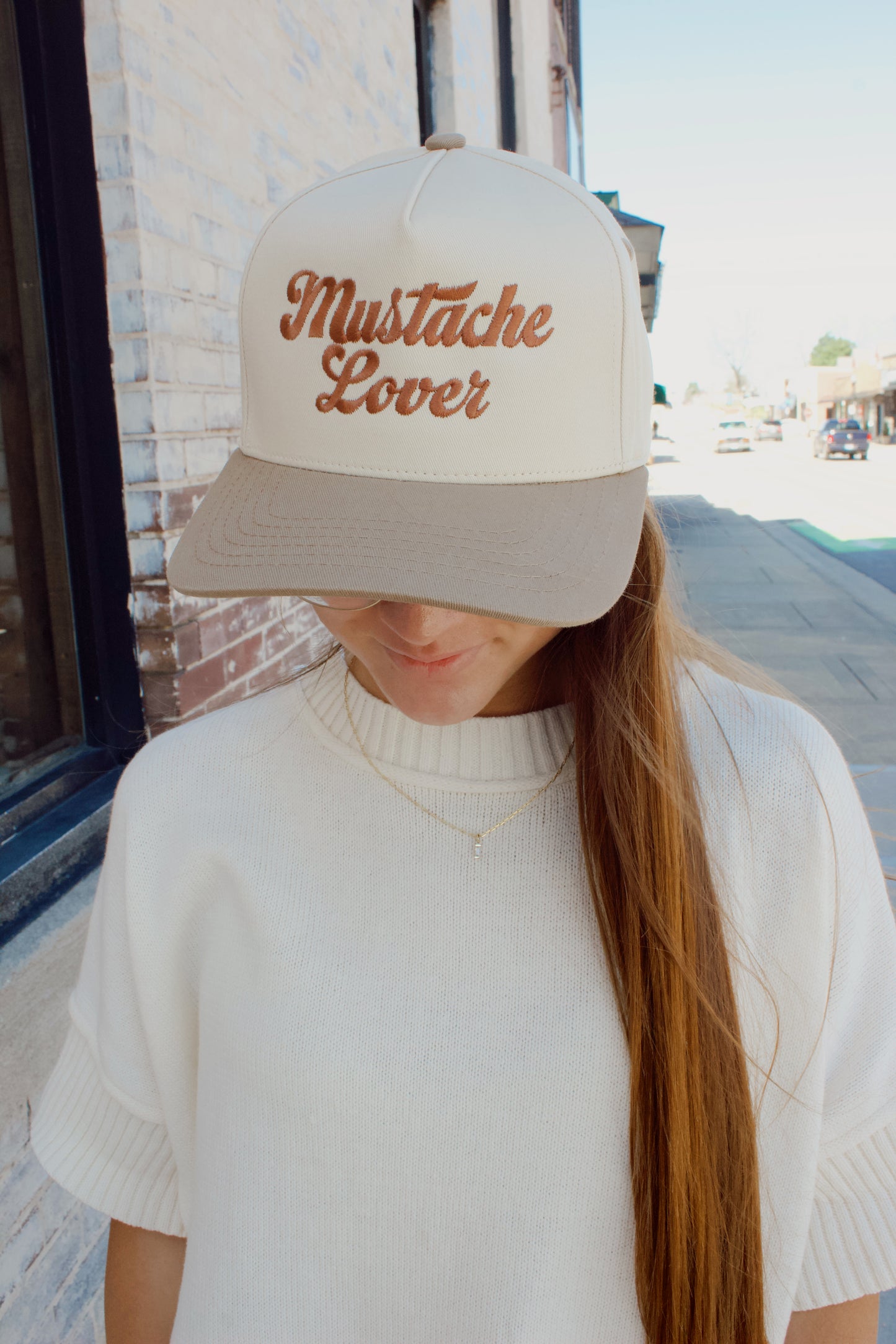 MUSTACHE LOVER