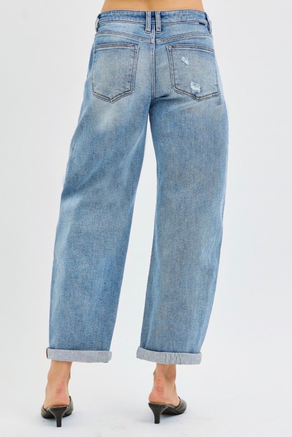 SIA BARREL JEANS